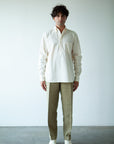 Model is 6' and in size M